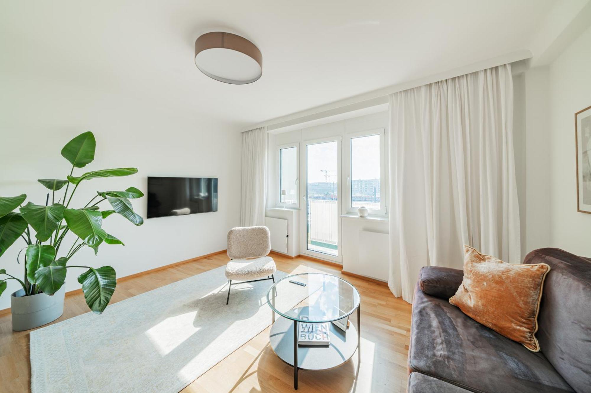 Central 60M2 Suite 10 Min Walk From Main Station Wina Bagian luar foto